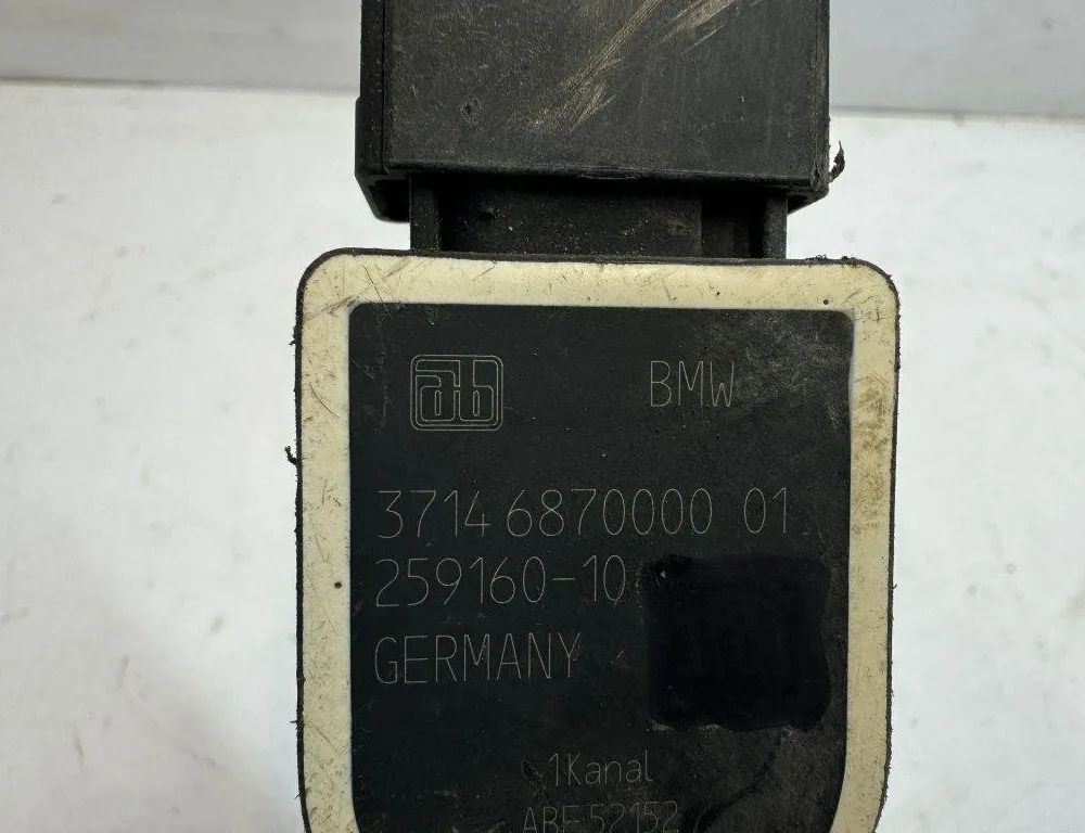 BMW 3 Series F30/F31 (2011-2020) Forreste venstre niveausensor 6870000 31142827