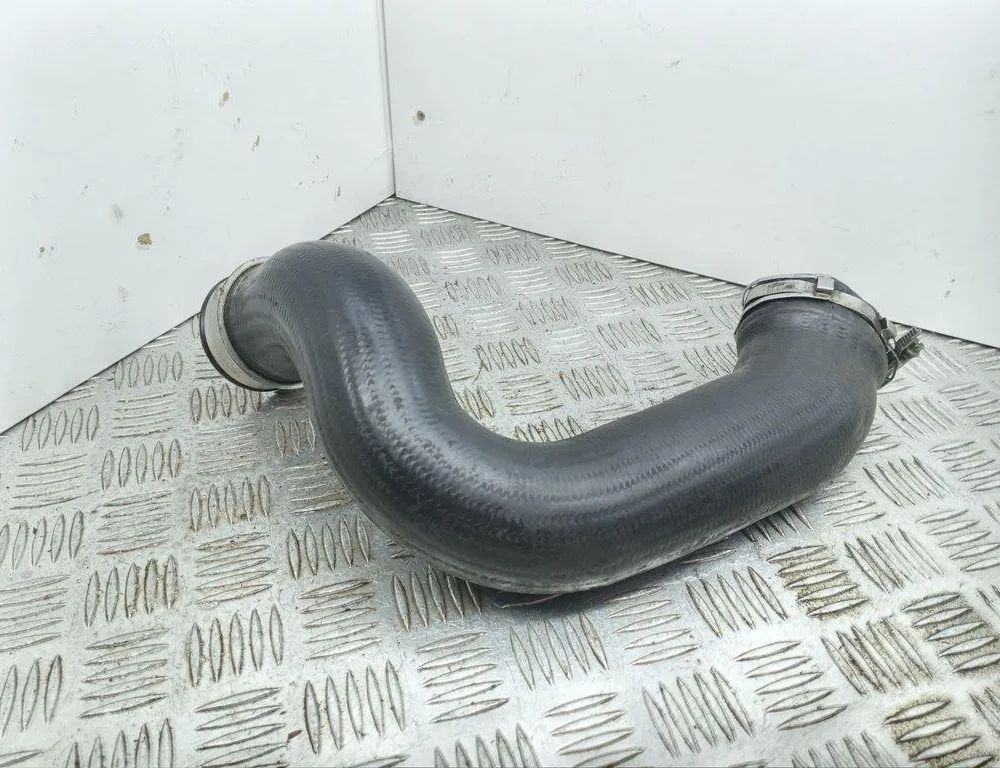 MERCEDES-BENZ S-Class W221 (2005-2013) Intercooler Slangerør 31158605