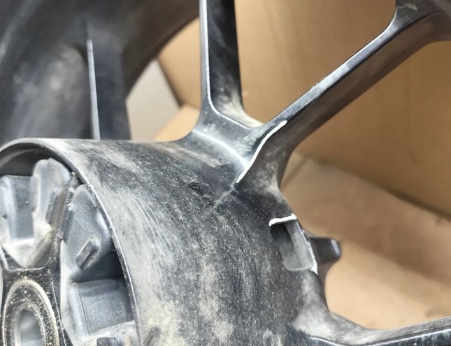 APRILIA SHIVER 2 generation (2002-2009) Baghjuls alufælge 893900 32058159