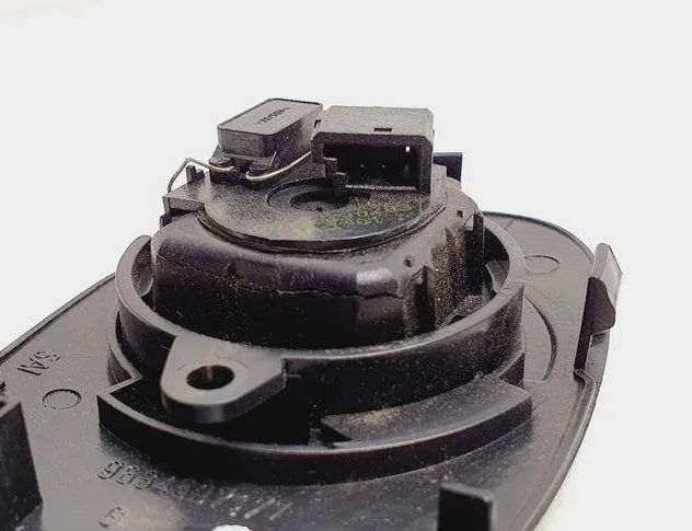 PEUGEOT 306 1 generation (1993-2002) Forreste venstre dørhøjttaler 9634507177 31065089