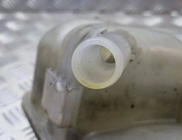 MAZDA 3 BK (2003-2009) Ekspansionsbeholder 3M5H8K218 31083378