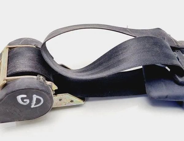 VOLKSWAGEN Passat B7 (2010-2015) Højre bagerste sikkerhedssele 357857805 31087425