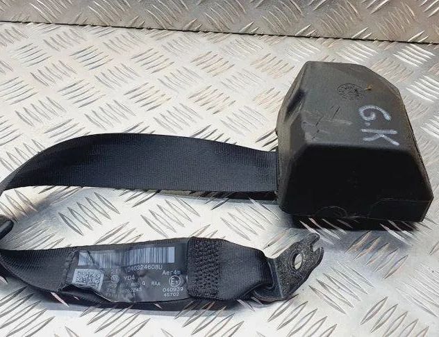 VOLKSWAGEN Passat B7 (2010-2015) Bagerste venstre sikkerhedssele 3C9857805G 31097626