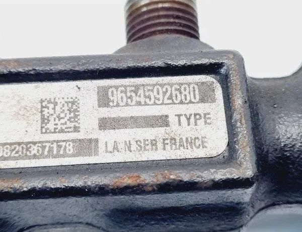 FORD Focus 2 generation (2004-2011) Brændstofskinne 9654592680 31102619