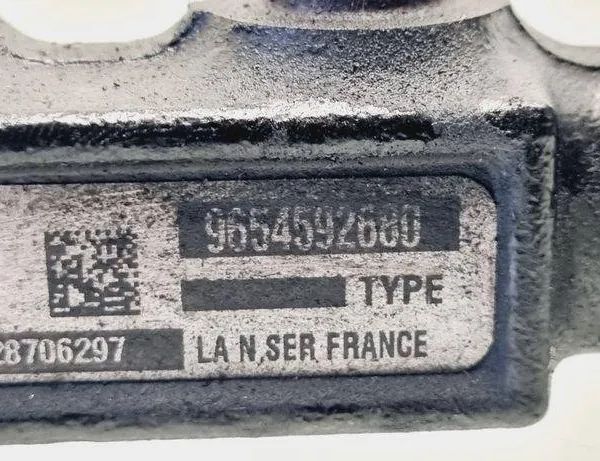 MAZDA 3 BK (2003-2009) Brændstofskinne 9654592680 31113576