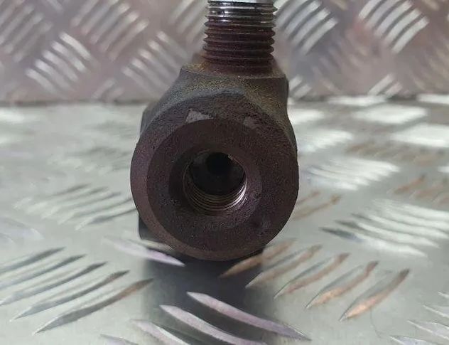 CITROËN C4 1 generation (2004-2011) Brændstofskinne 9654592680 31116255