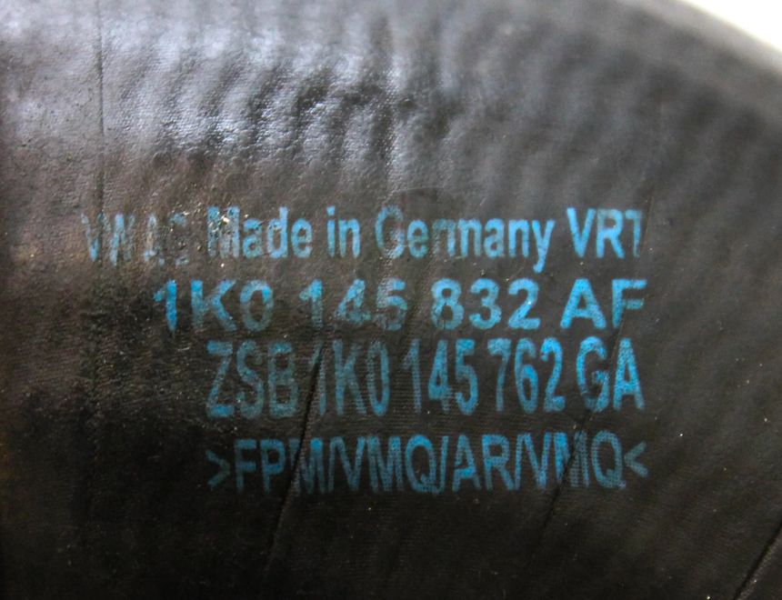 VOLKSWAGEN Passat B7 (2010-2015) Højre side intercooler slange 1K0145832AF 14760349