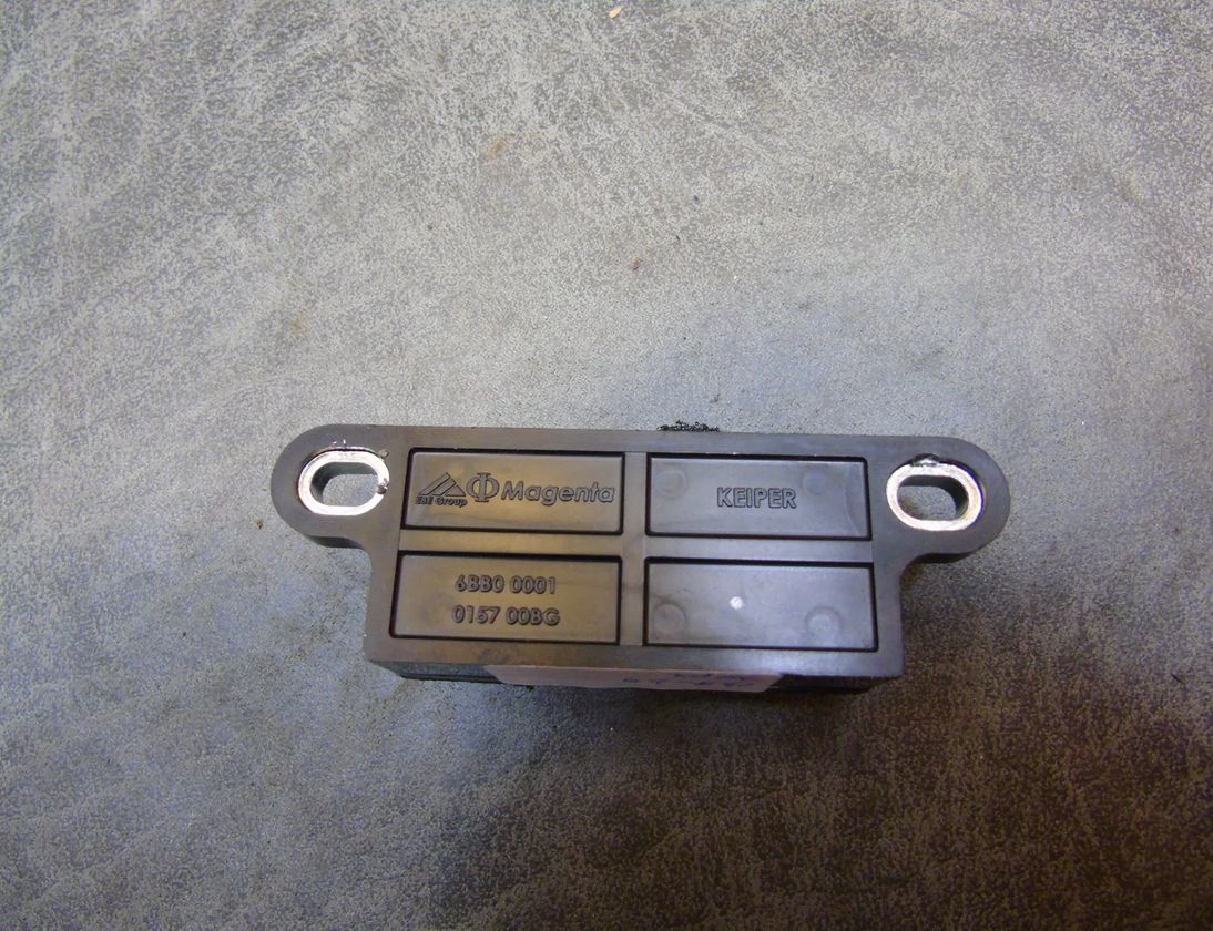 MERCEDES-BENZ C-Class W203/S203/CL203 (2000-2008) Crash Impact Sensor 6BB00001 23841724