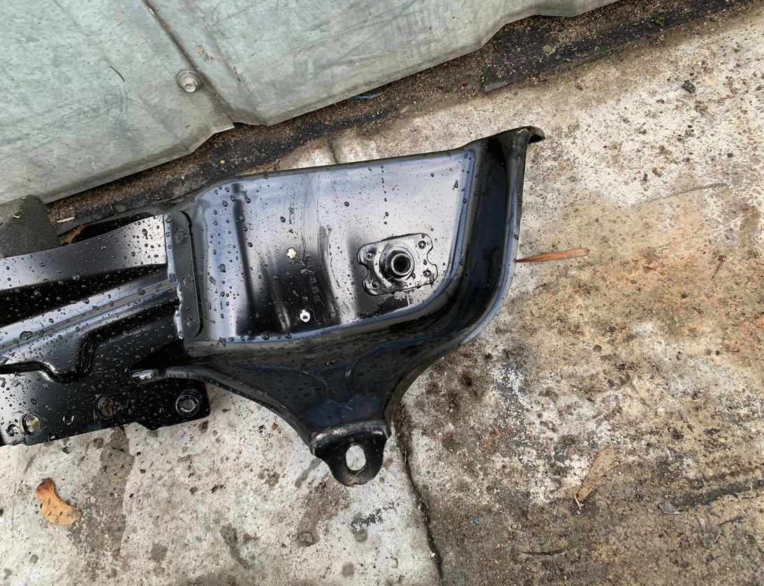 MERCEDES-BENZ C-Class W205/S205/C205 (2014-2023) Andre kropsdele A2056308701 32935350