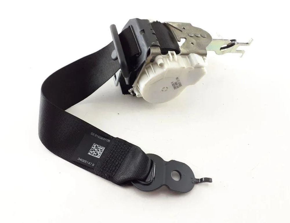 BMW 5 Series F10/F11 (2009-2017) Bagerste sikkerhedssele i midten 33061254B,9163237 31907676