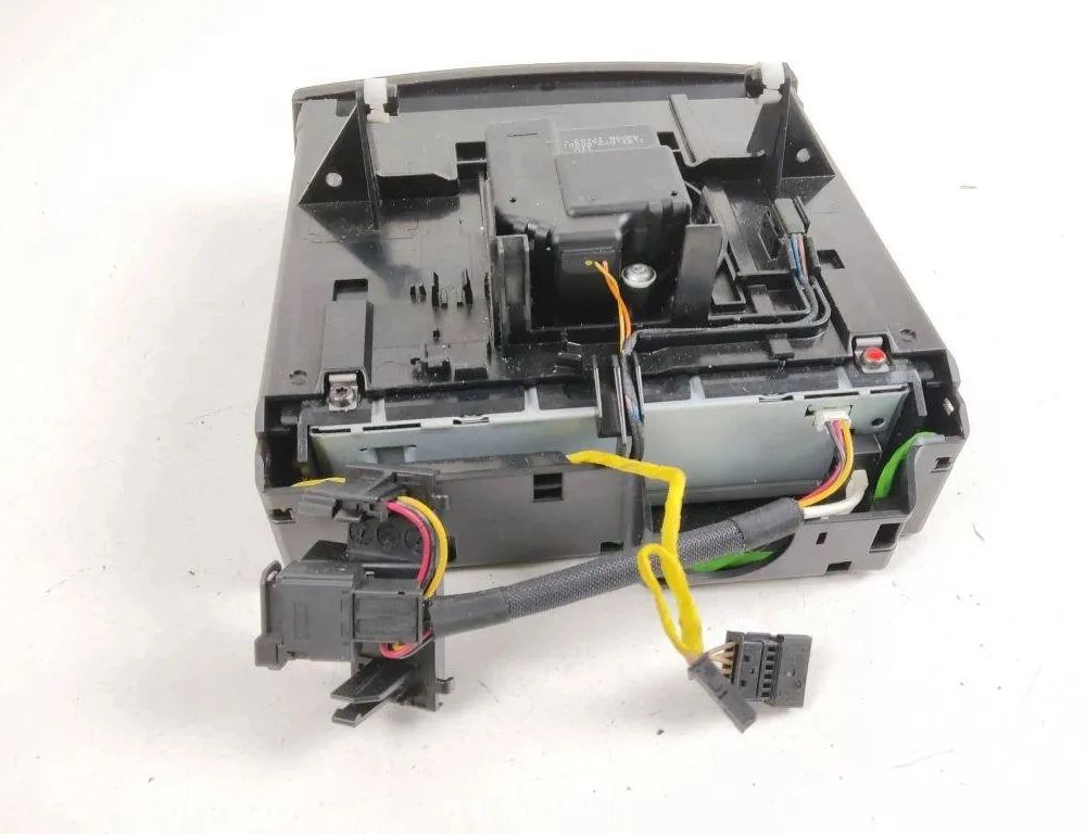 MERCEDES-BENZ E-Class W211/S211 (2002-2009) CD skifter A2116800552 31930963