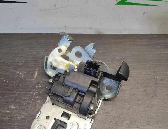 AUDI A5 Sportback 8T (2009-2011) Bagklaps bagklaplås 8K9827505A 31630222