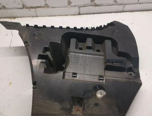 BMW 5 Series F10/F11 (2009-2017) Bageste venstre kofangerbeslag 7184767 31849448