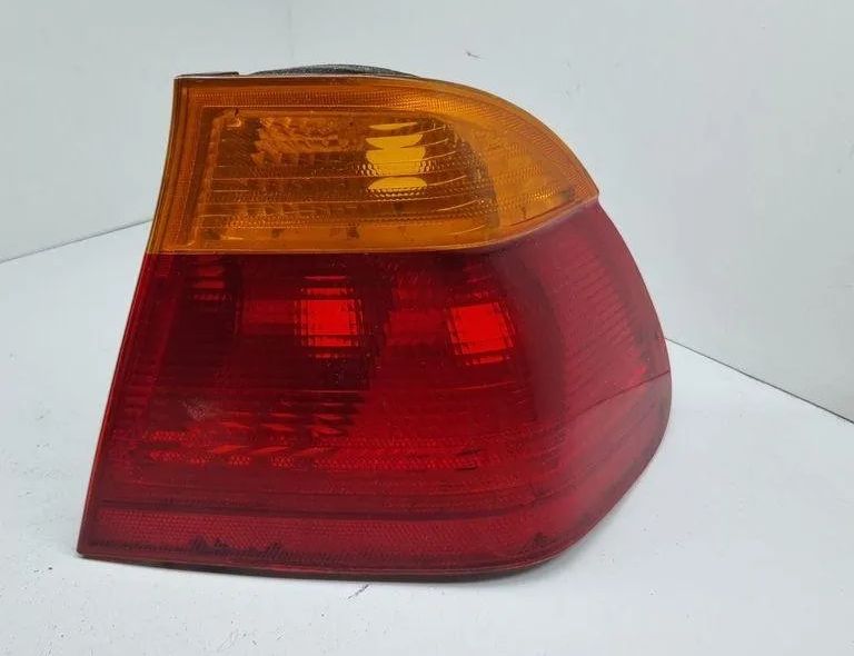 BMW 3 Series E46 (1997-2006) Baglygte højre baglygte 8364922 31850241