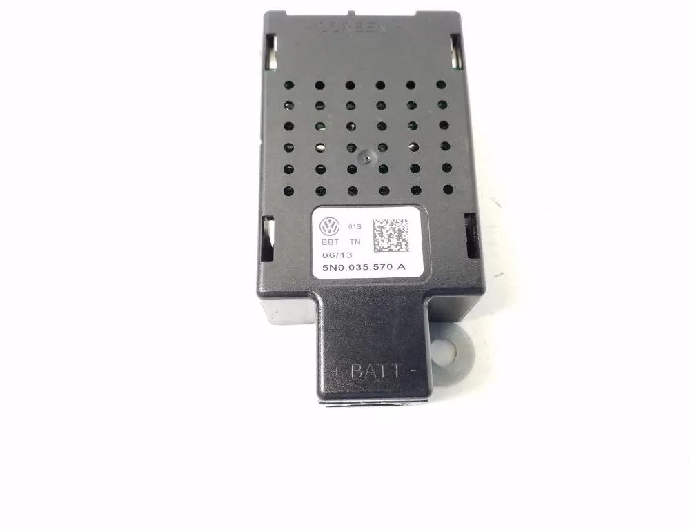 VOLKSWAGEN Tiguan 1 generation (2007-2017) Bootlid-antenneforstærker 5N0035570A 31953546
