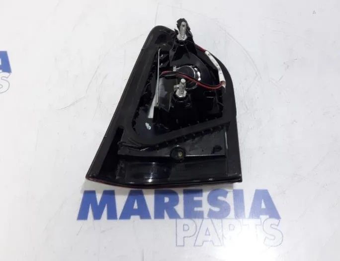 RENAULT Clio 4 generation (2012-2020) Højre side bagklap Baglygte 265502395R,265502395R0 26955566