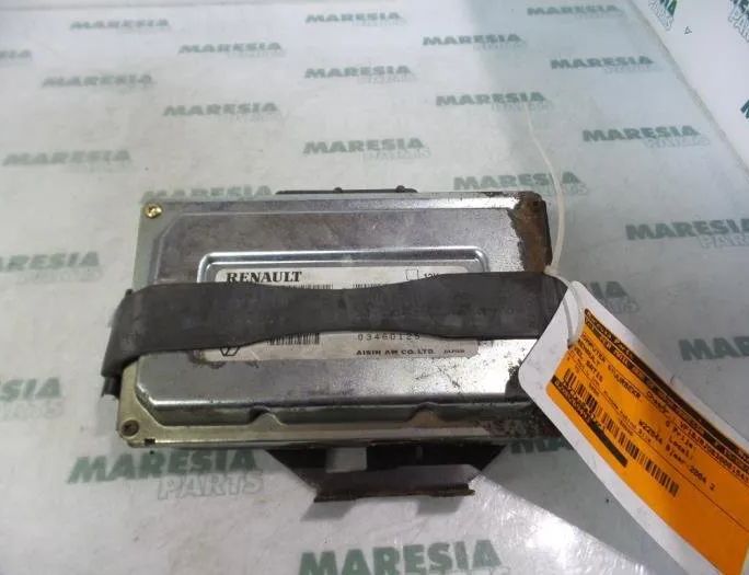 RENAULT Vel Satis 1 generation (2002-2009) Styring Låse Kontrolenhed 8200512207,8200256858,8200210168,8200210169,8200214971,8200221461,8200269493,8200306333,YZAA015100 26969044