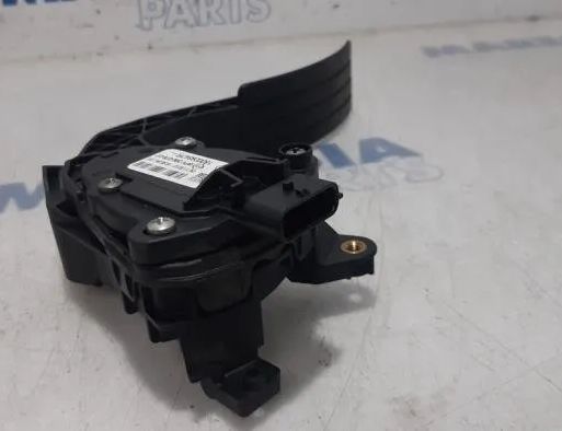 RENAULT Clio 4 generation (2012-2020) Andre kontrolenheder 465013423R,180029347,180029347R 26979742