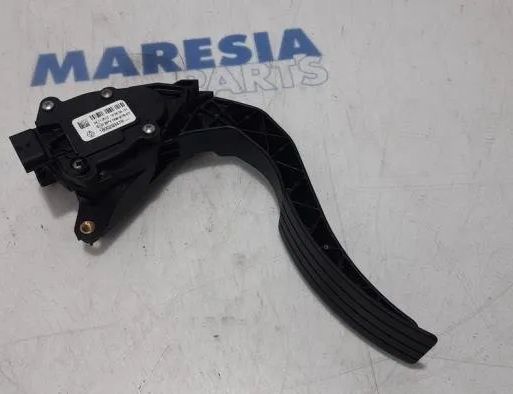 RENAULT Clio 4 generation (2012-2020) Andre kontrolenheder 465013423R,180029347,180029347R 26979742