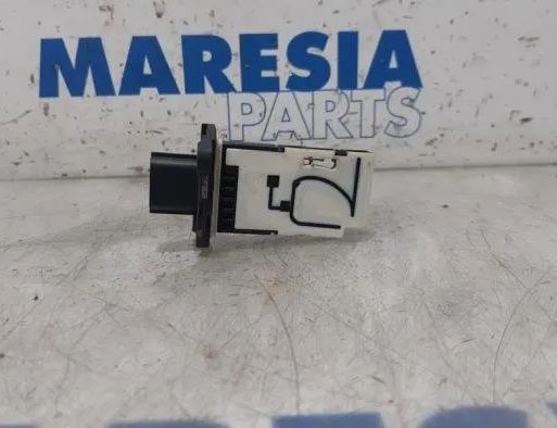 RENAULT Trafic 3 generation (2014-2023) Masseluftstrømssensor MAF 226807131R,93450753 26993911