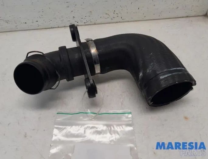 ALFA ROMEO Giulietta 940 (2010-2020) Venstre side intercoolerslange 50519327,50521124 27296752