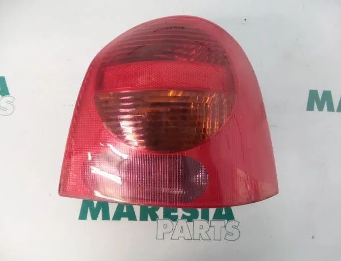 RENAULT Twingo 1 generation (1993-2007) Baglygte højre baglygte 7700426320,77004263200 27379358