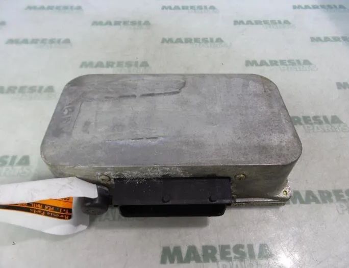 RENAULT Laguna 2 generation (2001-2007) Gearkasse kontrolenhed 8200512207,8200104471,8200230395,8200274910,8200306333,YAAD000790 27655136