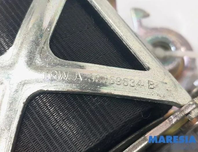 PEUGEOT 3008 1 generation (2010-2016) Forreste højre sikkerhedssele 9682036580,8975HN 27784720