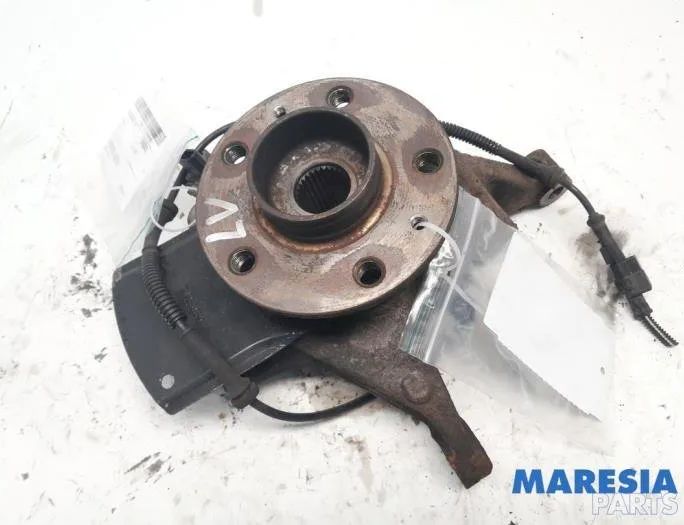 RENAULT Trafic 3 generation (2014-2023) Masseluftstrømssensor MAF 226807131R,93450753 27823891