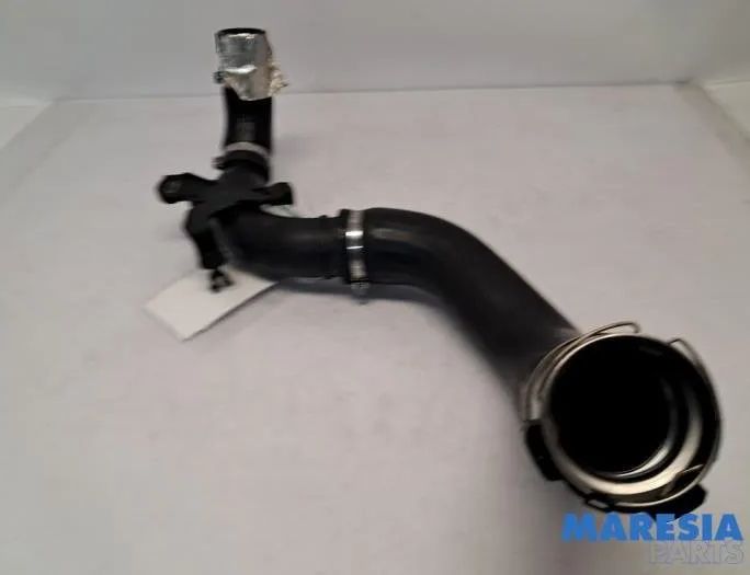 RENAULT Clio 4 generation (2012-2020) Venstre side intercoolerslange 144604208R,144604208 28718531