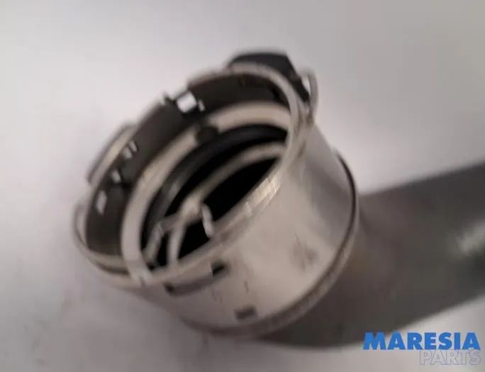 RENAULT Megane 3 generation (2008-2020) Venstre side intercoolerslange 14460002R,144600001R,H8200860017 33026536