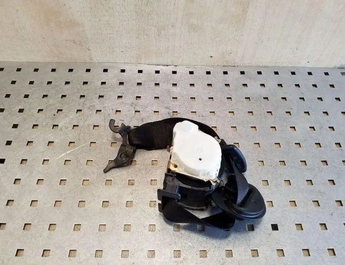 BMW 3 Series E90/E91/E92/E93 (2004-2013) Forreste højre sikkerhedssele 33052212 26088244