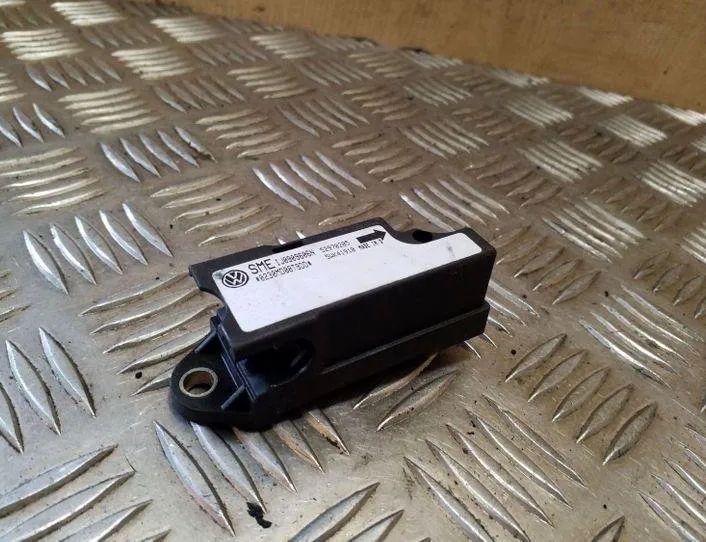 VOLKSWAGEN Passat Variant 1 generation (2010-2024) Højre bageste stødsensor IJ0909606N 26116518