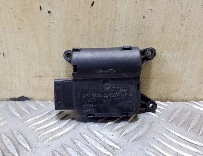 AUDI A3 8P (2003-2013) Kabinevarmer klapmotoraktuator 0132801345,983389HC,1K0907511 26135012