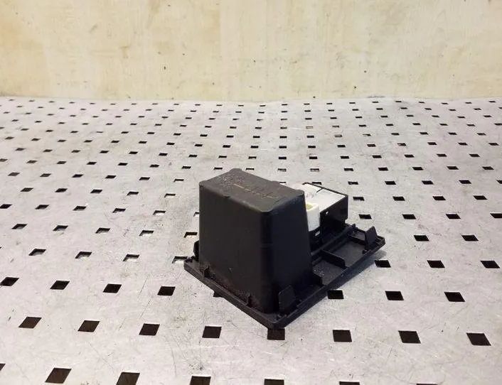 TOYOTA RAV4 3 generation (XA30) (2005-2012) Kontakt til spejljustering 5892542020 26150559