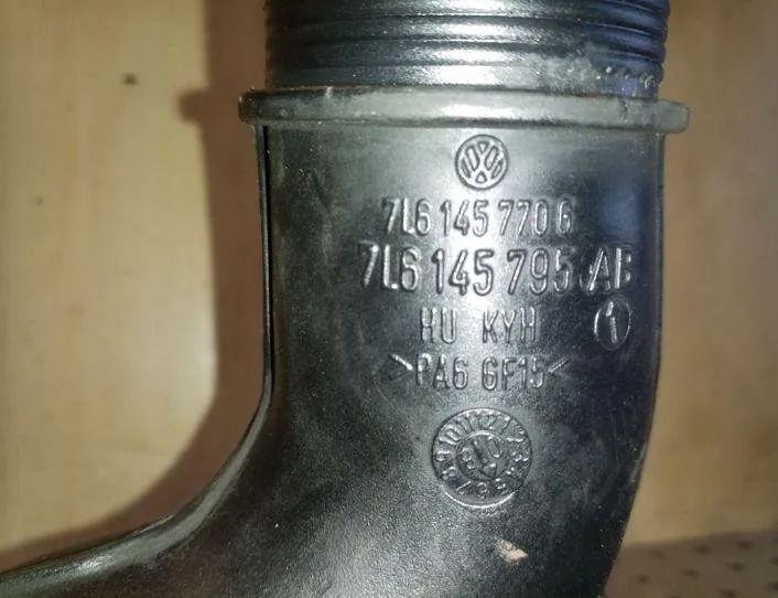 VOLKSWAGEN Touareg 1 generation (2002-2010) Intercooler Slangerør 7L6145770G,7L6145795AB 26171849