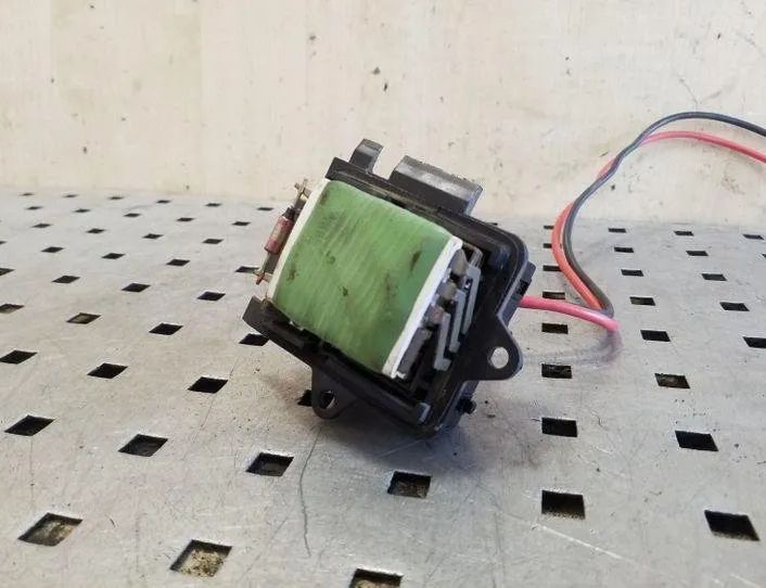 RENAULT Trafic 2 generation (2001-2015) Blæser relæ 26205029