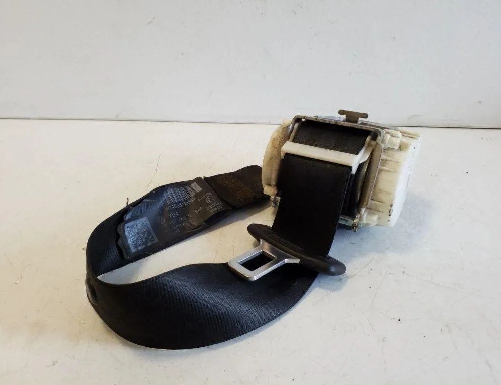 VOLKSWAGEN Passat B7 (2010-2015) Bagerste venstre sikkerhedssele 3C9857805G 32157240