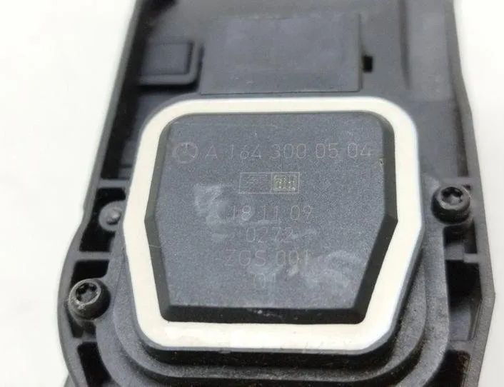 MERCEDES-BENZ GL-Class X164 (2006-2012) Gaspedal A1643000504 22700215