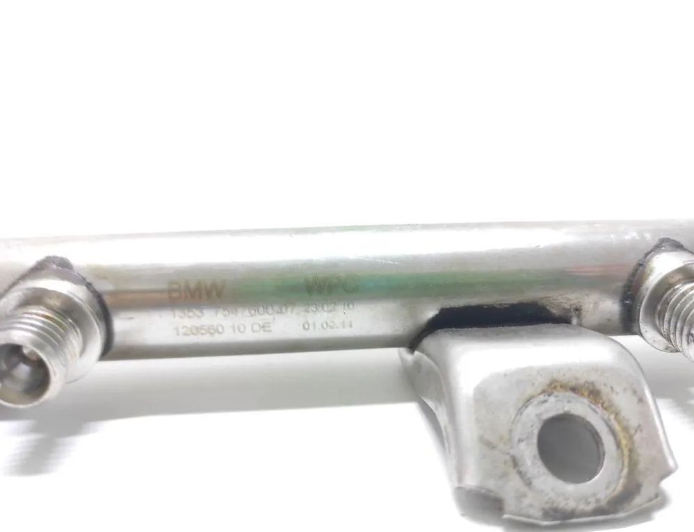 BMW 7 Series F01/F02 (2008-2015) Brændstofskinne 1353754760007 33032787