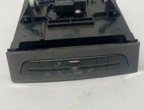 MERCEDES-BENZ E-Class W211/S211 (2002-2009) Afbrydere A2116800552 30348062