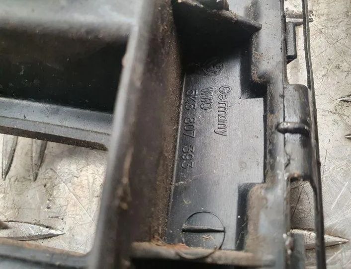 VOLKSWAGEN Golf 6 generation (2008-2015) Bageste venstre kofangerbeslag 5K6807393 24163073