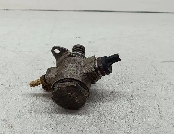 VOLKSWAGEN Golf 8 generation (2019-2023) Brændstofpumpe 03c127026d 31897394