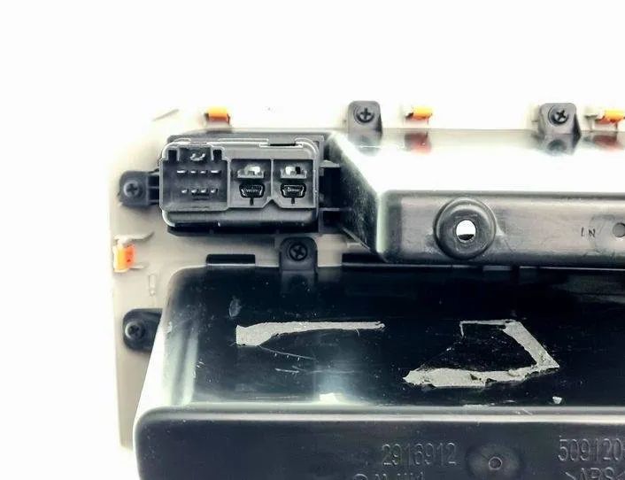 CHRYSLER Pacifica 2 generation (RU) (2016-2023) Handskerum 6EM051D2AD,098190052S,6EM051D2 24780040