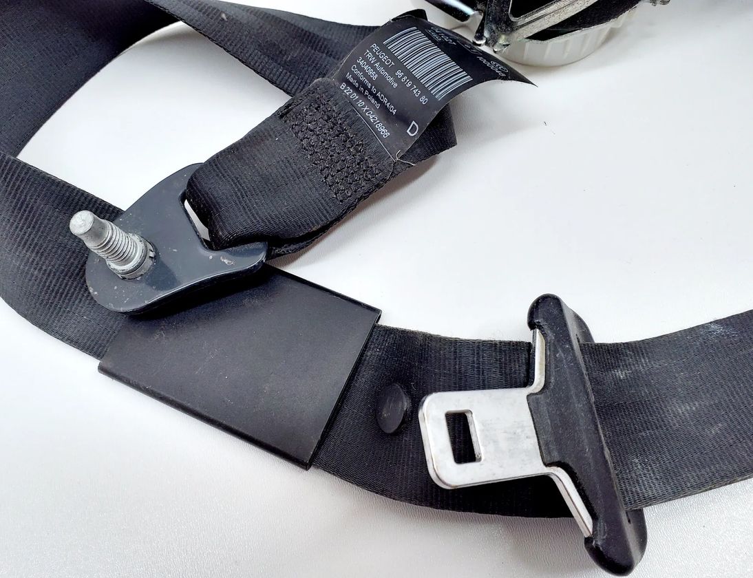 PEUGEOT 5008 1 generation (2009-2016) Forreste højre sikkerhedssele 9681974380 15494256