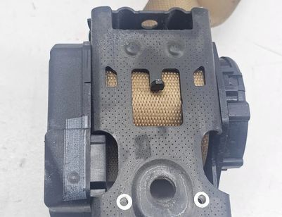 BMW 7 Series E65/E66 (2001-2008) Højre bagerste sikkerhedssele 00063774B 31876592