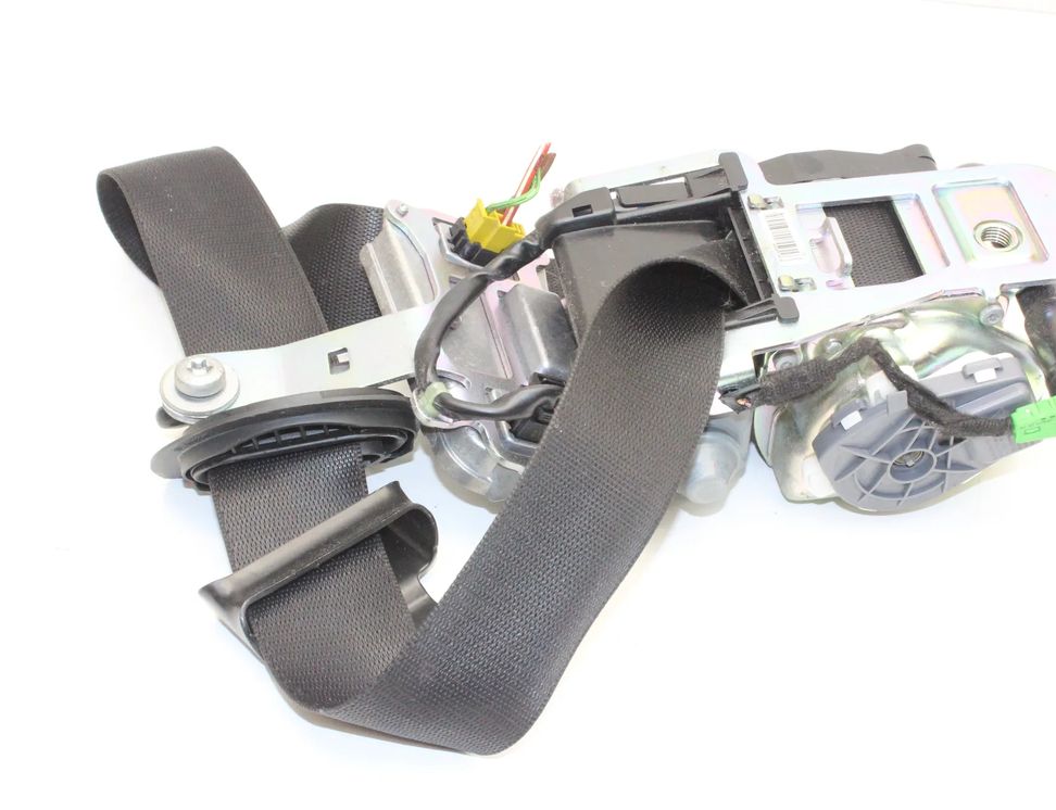 MERCEDES-BENZ C-Class W204/S204/C204 (2004-2015) Forreste højre sikkerhedssele A2048602686 17527711