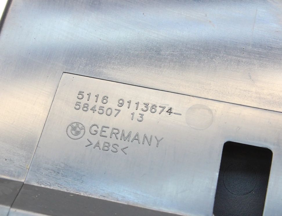 BMW 7 Series F01/F02 (2008-2015) Skuffe 9113674 17592922