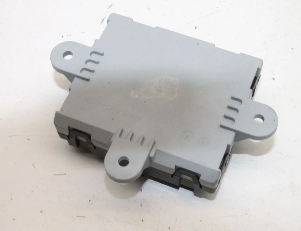 LAND ROVER Discovery Sport 1 generation (2014-2024) Kontrolenhed til venstre bagdør HK83-14D619-BB 22028523