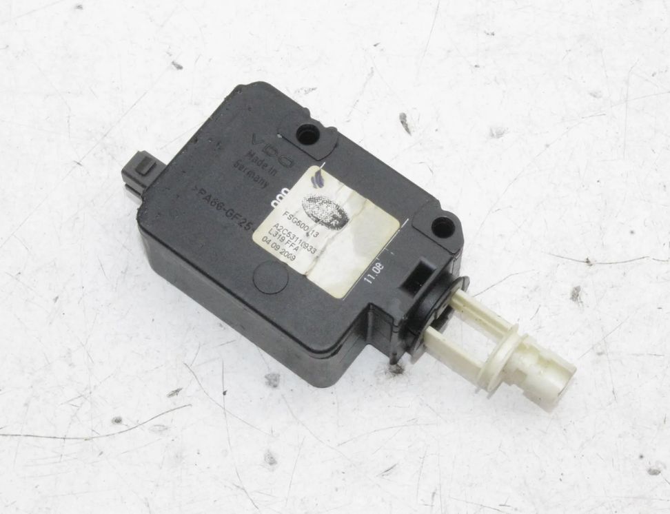 LAND ROVER Range Rover Sport 1 generation (2005-2013) Lås til brændstoftankdæksel FSG500013 25371209